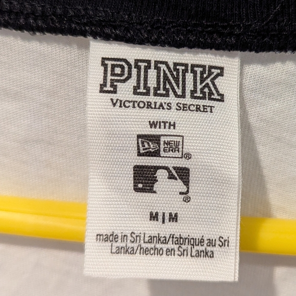 Victoria's Secret PINK SFGiants Raglan Tee Crop Top - Picture 2 of 4